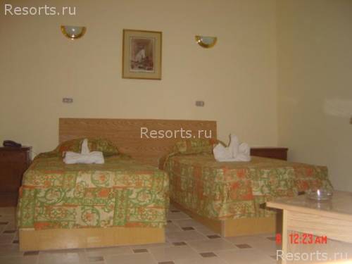 Waves Resort Hotel 14